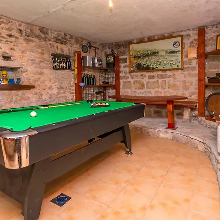 House Ante Vikendica Grohote