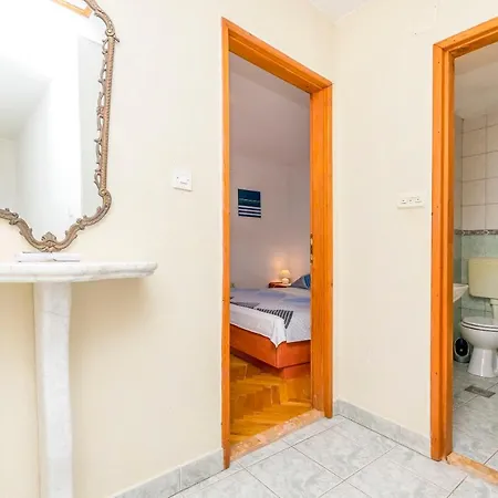 House Ante Hébergement de vacances Grohote